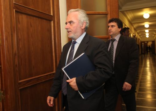 Για τις 28 Φεβρουαρίου αναβλήθηκε η συνάντηση ΓΣΕΕ-υπ.Εργασίας για θέματα μεταναστών