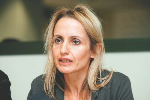 Με ιδιώτες ηλεκτροπαραγωγούς συναντήθηκε η πολιτική ηγεσία του ΥΠΕΚΑ