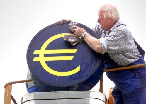 Στα 40 δισ. ευρώ υπολογίζονται οι καταθέσεις Ελλήνων στο εξωτερικό