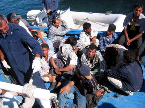 Μεταναστευτική κρίση εξαιτίας της κατάστασης στην βόρεια Αφρική φοβάται η Ιταλία