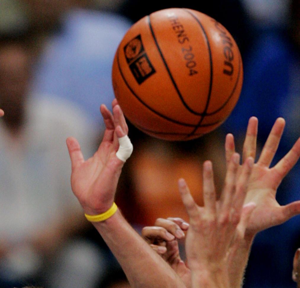 Η μάχη της σωτηρίας Ηλυσιακός-ΑΕΚ ξεχωρίζει στην 18η στροφή της Α1 μπάσκετ