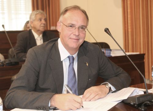 Σε μηνύσεις προχωρά ο Πέτρος Δούκας για την κατάληξη της υπόθεσης Βατοπαιδίου