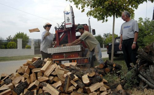 Με εισοδηματικά και γεωγραφικά κριτήρια η εξίσωση φόρου στο πετρέλαιο θέρμανσης, λέει ο Δ.Κουσελάς
