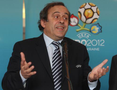 Άρση απειλής αποκλεισμού για την Ουκρανία από FIFA και UEFA