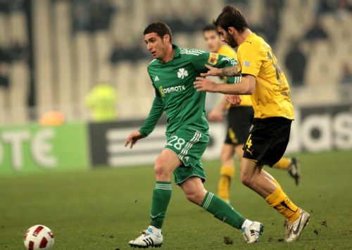 Με δίδυμο Πετρόπουλο, Σισέ στην κορυφή