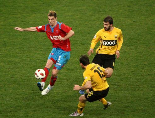 Η ΑΕΚ πάει στον εισαγγελέα και ζητά την τιμωρία του Ριέρα