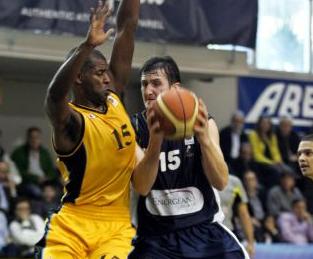 «Αντίο» Κόμματου με εντυπωσιακή εμφάνιση Αμαρουσίου