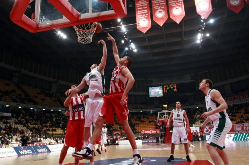 Ο Ολυμπιακός «έκλεισε» το Top 16 με 78-64 επί της Ζαλγκίρις