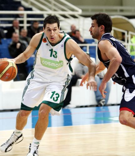 Ο Παναθηναϊκός συνέτριψε τον Ηρακλή και έφτασε τις 20 νίκες