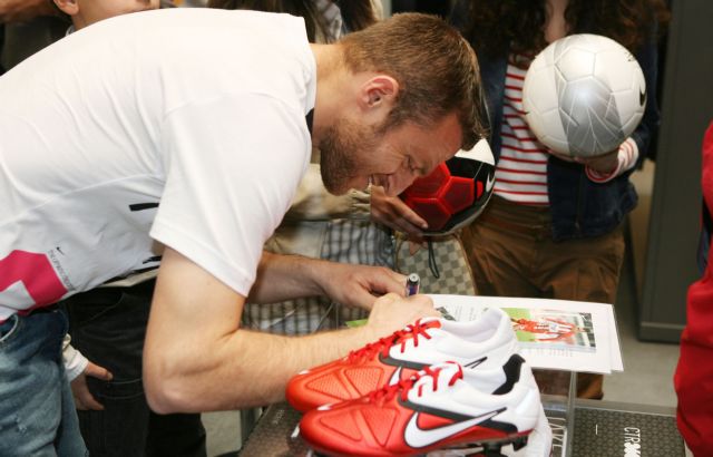 Νίκη με την ΑΕΚ και ανανέωση συμβολαίου τα ζητούμενα του Αβραάμ