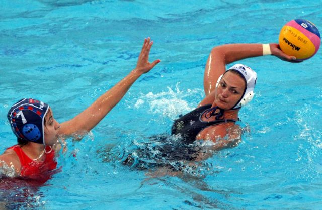 Ολυμπιακός και Βουλιαγμένη συνέχισαν με άνετες νίκες