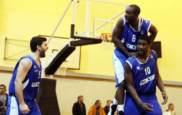 Νίκη-θρίλερ για Πανελλήνιο 88-85 τον Ηλυσιακό στην παράταση