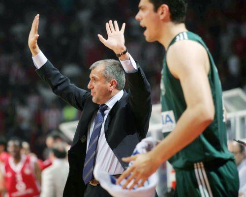 «Συγκέντρωση 40 λεπτά» είπε ο Ζοτς για τον «τελικό» με τη Μάλαγα