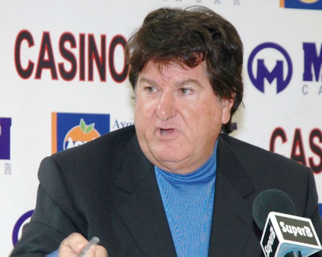 Ο Κ.Μακρής υποσχέθηκε να γίνει ο μεγαλύτερος ΑΕΚτσής