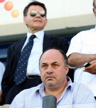 Αιχμηρή ανακοίνωση του Μπέου κατά του Κούγια