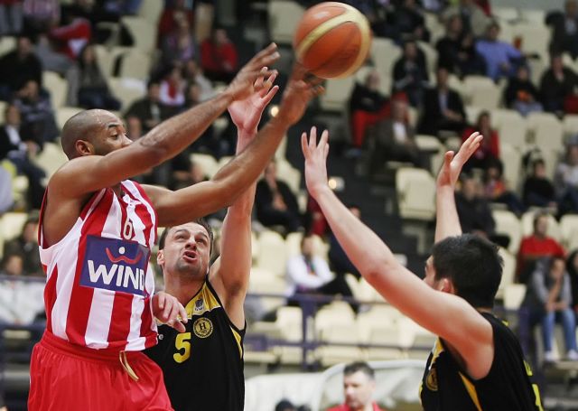 Ο Ολυμπιακός «ίδρωσε» για να νικήσει τον Ηλυσιακό στο ΣΕΦ