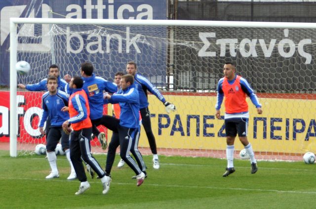 Με Αβραάμ και «Παπ» αμυντικό δίδυμο κόντρα στην Μάλτα