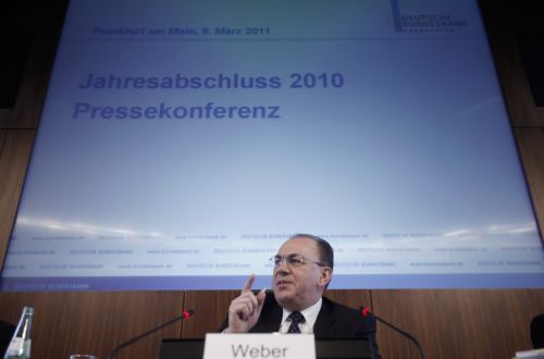 Μείωση της ανεργίας και ανάκαμψη προβλέπει η Γερμανία για το 2011