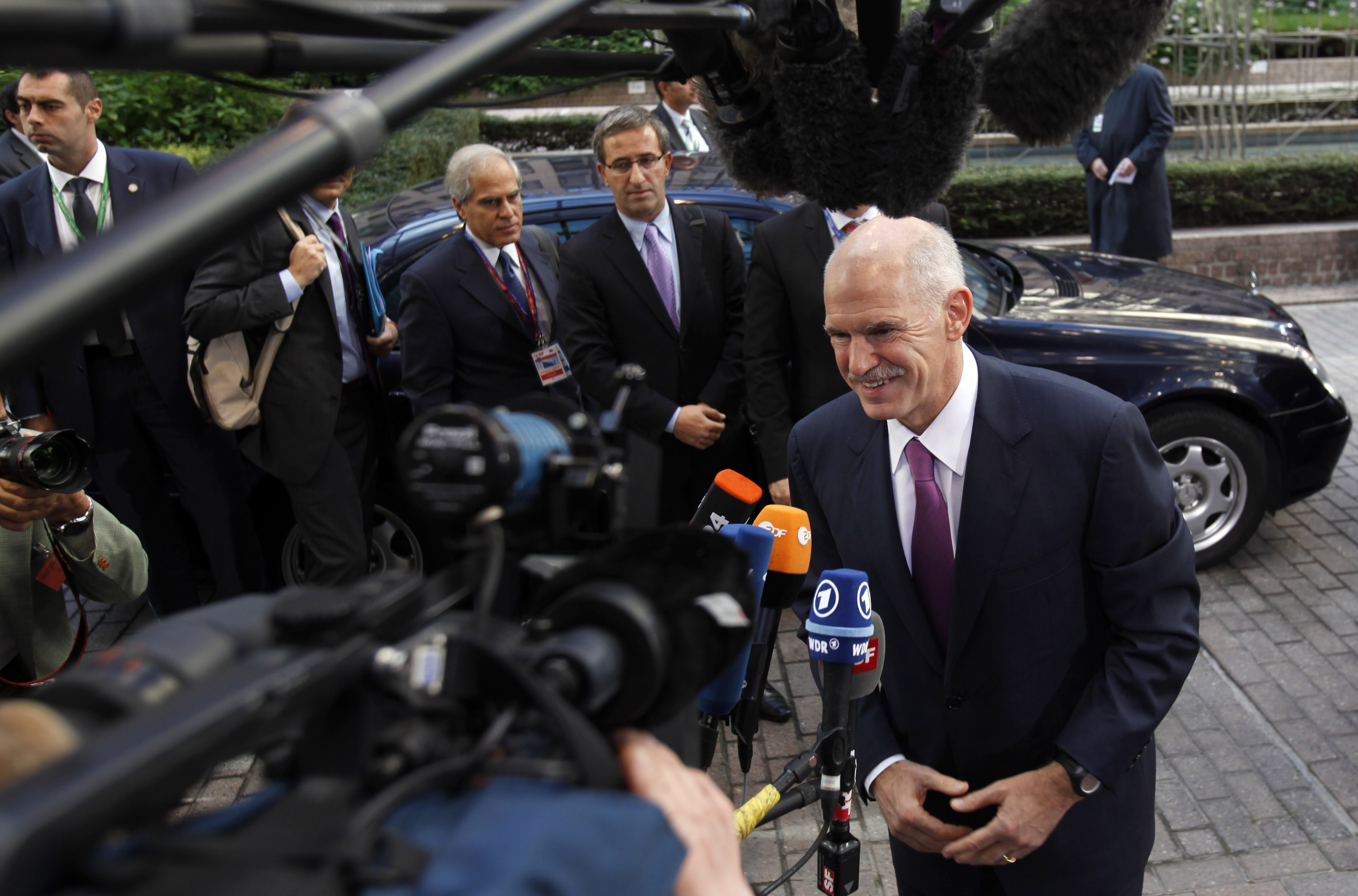 «Εδώ και τώρα ισχυρές αποφάσεις» ζητά ο Γ.Παπανδρέου από τη Σύνοδο Κορυφής