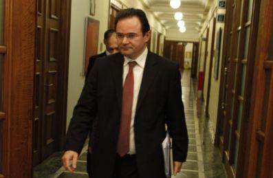 Έκτακτα μέτρα 4 δισ. ευρώ σχεδιάζει για το 2011 το υπουργείο Οικονομικών