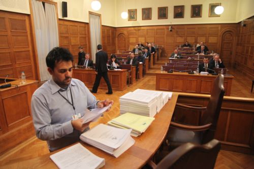 Αναντίστοιχη των οικονομικών συνθηκών η αυστηρότητα για τη φοροδιαφυγή, λένε οι φορείς