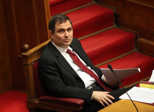 Η αξιοποίηση της ακίνητης περιουσίας του Δημοσίου θα οδηγήσει στη μείωση του χρέους, λέει ο Φ. Σαχινίδης