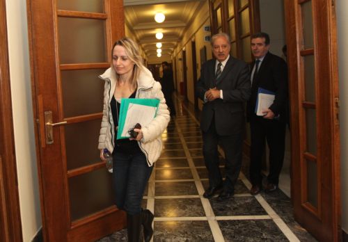 Παράταση έως τον Ιούνιο για την τακτοποίηση των ημιυπαίθριων