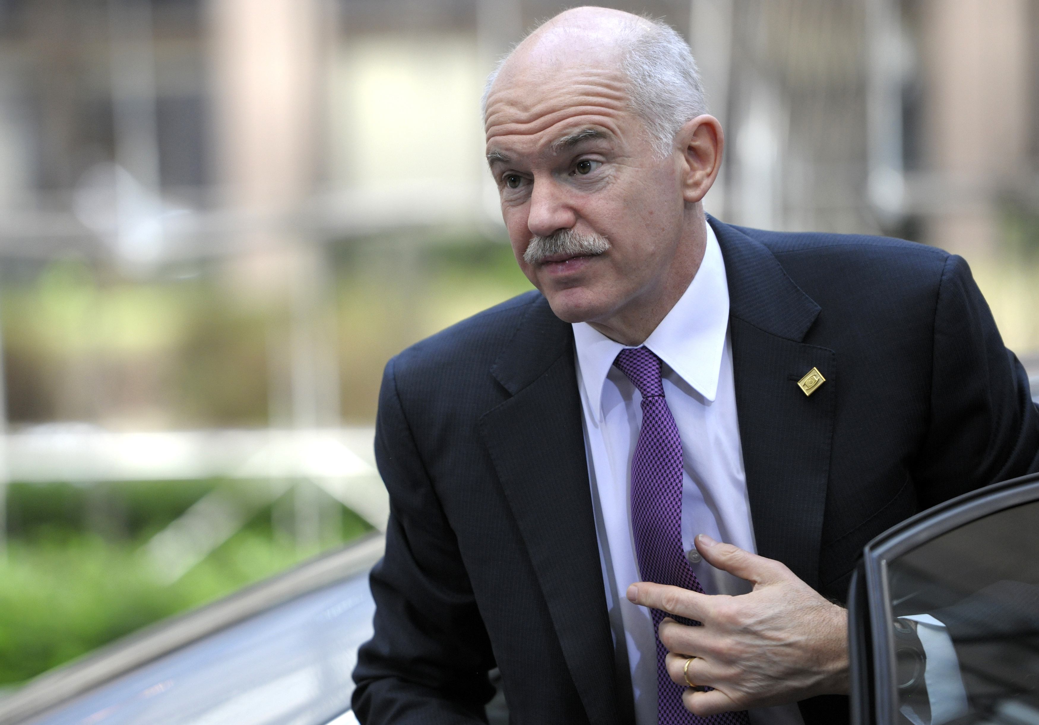 Τώρα η ώρα των διπλωματικών και πολιτικών πρωτοβουλιών για τη Λιβύη, τονίζει ο Γ.Παπανδρέου