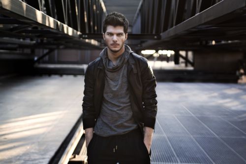 Ο Λούκας Γιώρκας και ο Stereo Mike με το «Watch My Dance» στη Eurovision 2011