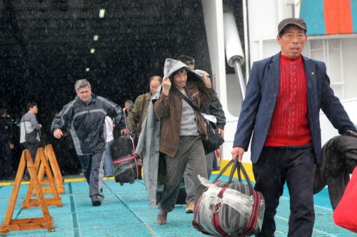 Συνεχίζεται η απόβαση Κινέζων πολιτών στο Ηράκλειο Κρήτης