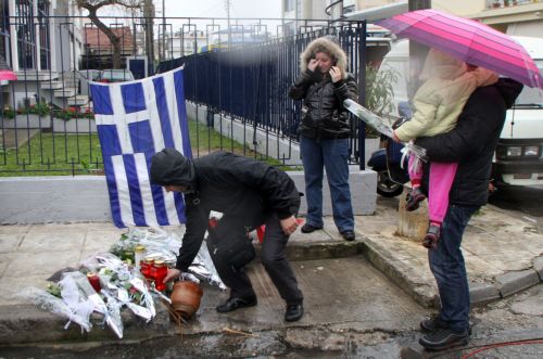 Εκτός κινδύνου οι δύο αστυνομικοί που τραυματίστηκαν στη συμπλοκή στου Ρέντη