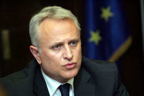 «Ψαλίδι» τουλάχιστον 20% στη χρηματοδότηση των κομμάτων