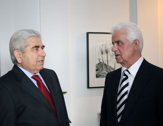 Ζητήματα ιθαγένειας συζήτησαν Χριστόφιας και Έρογλου