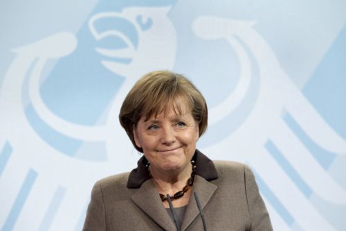 Απαρέγκλιτη εφαρμογή του Συμφώνου Ανταγωνιστικότητας ζητεί η Μέρκελ