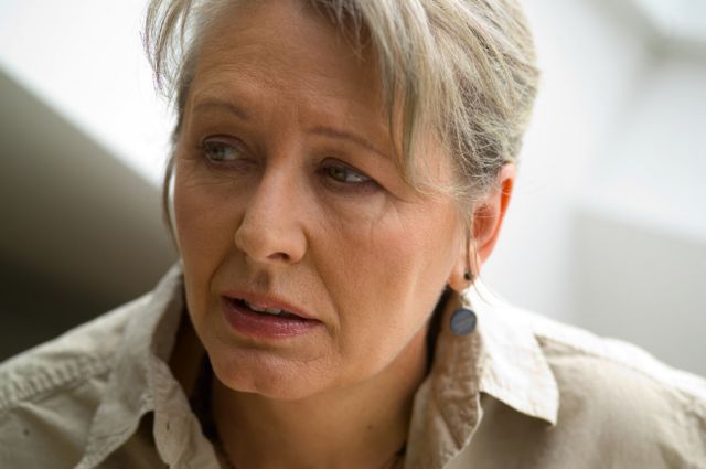 Ανθρώπινες ιστορίες με ψύχραιμη ματιά από την Έλενα Τρεστίκοβα