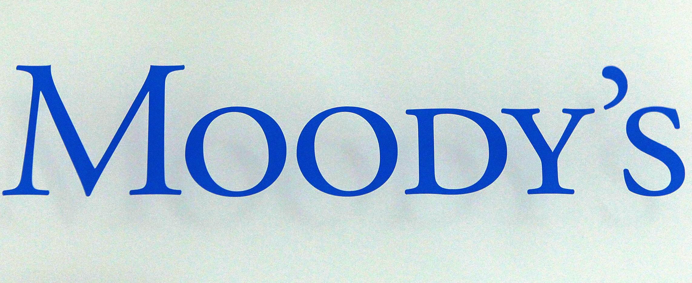 Υποβάθμιση τριών κυπριακών τραπεζών από τη Moody’s