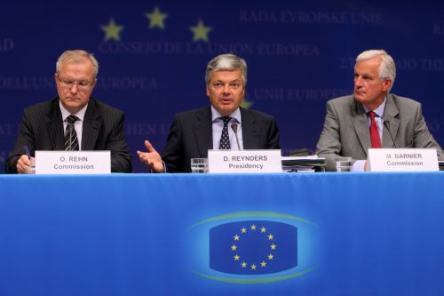 Αναγκαία η αλλαγή κανόνων για τους οίκους αξιολόγησης, «δικαιώνει» την Αθήνα η Κομισιόν