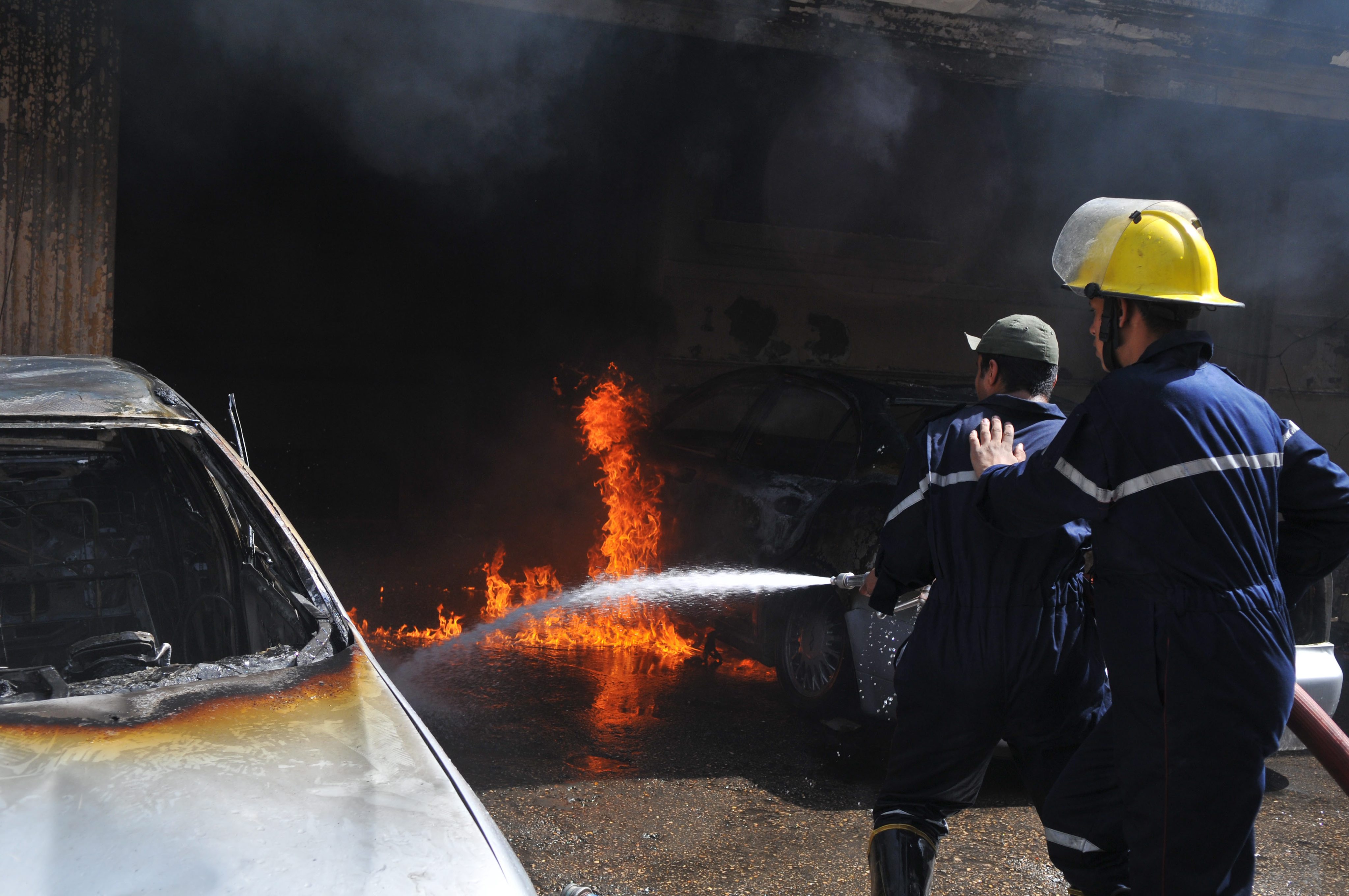Στις φλόγες το κτίριο του υπουργείου Εσωτερικών της Αιγύπτου