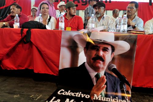 Αποσύρει η Ονδούρα τα εντάλματα σύλληψης εις βάρος του Μανουέλ Σελάγια