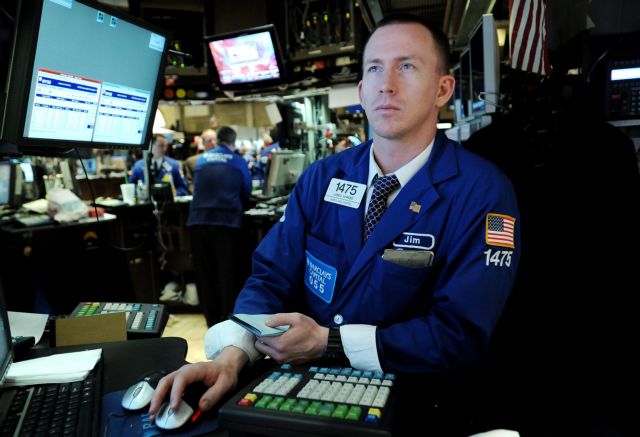 Υποχώρηση στα ευρωπαϊκά χρηματιστήρια και τη Γουόλ Στριτ την Πέμπτη