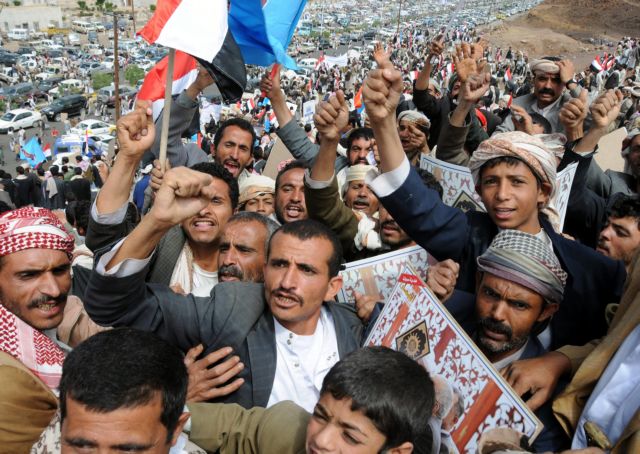 Δύο νεκροί και δεκάδες τραυματίες στη διάρκεια νέων διαδηλώσεων στην Υεμένη