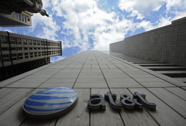 Πρόταση εξαγοράς της T-Mobile USA από την AT&T