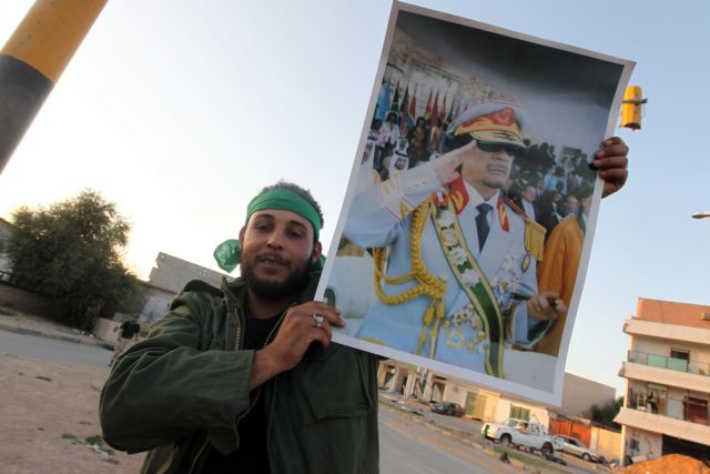 Ο Καντάφι λέει ότι θα δεχθεί λύση της Αφρικανικής Ένωσης για τη Λιβύη