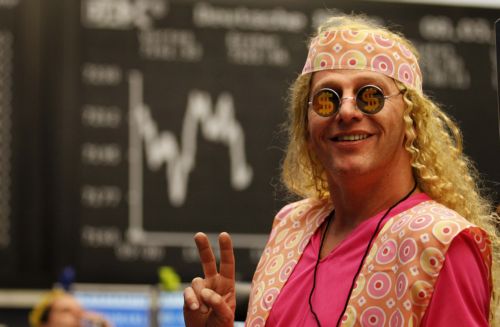 Στο πράσινο τα ευρωπαϊκά χρηματιστήρια και η Γουόλ Στριτ την Τρίτη