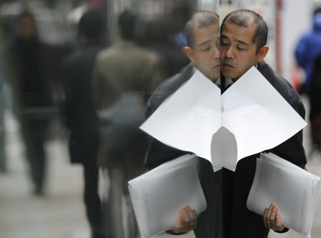 Στα 217 δισ. ευρώ ανεβάζει η ιαπωνική κυβέρνηση τον λογαριασμό για τον σεισμό της 11ης Μαρτίου