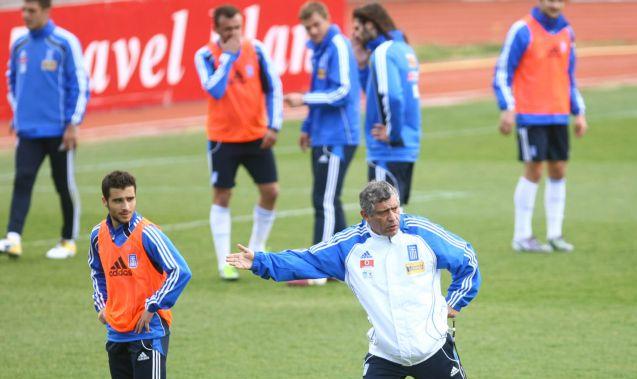 Κράτησε κλειστά τα χαρτιά του ο Σάντος