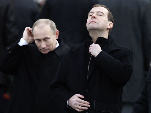 «Μόνον ο Μεντβέντεφ εκφράζει τη Ρωσία» δηλώνει τώρα ο Βλαντιμίρ Πούτιν