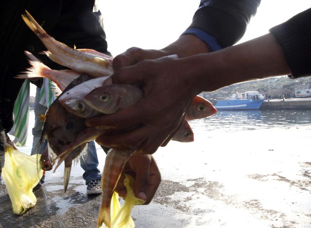 Ένταση στο νησί Λαμπεντούζα με μετανάστες να ζητούν καλύτερες συνθήκες διαβίωσης