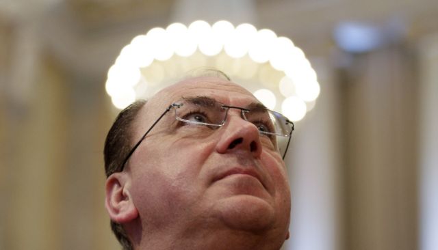 Αυτόματη τριετή επιμήκυνση για τις υπερχρεωμένες χώρες της Ευρωζώνης προτείνει ο Άξελ Βέμπερ