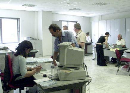 Στην αναδιοργάνωση των φορολογικών υπηρεσιών προχωρεί το υπουργείο Οικονομικών